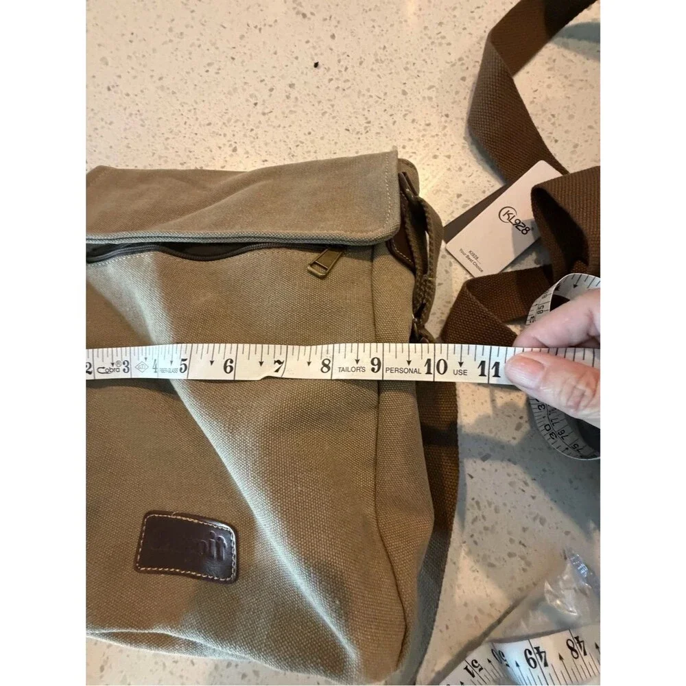 Casual Men's Messenger Bag in Olive Green Canvas